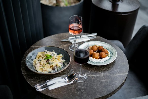 Délices sucrés-salés sans gluten pour un anniversaire inoubliable